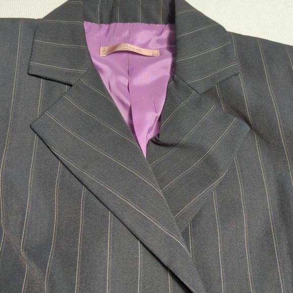 Nicola Women's Size 10 Gray With White Stripes Double Breasted Skirt Suit 360 - Picture 4 of 11